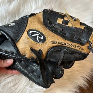 Rawlings Black and Brown Leather Glove
